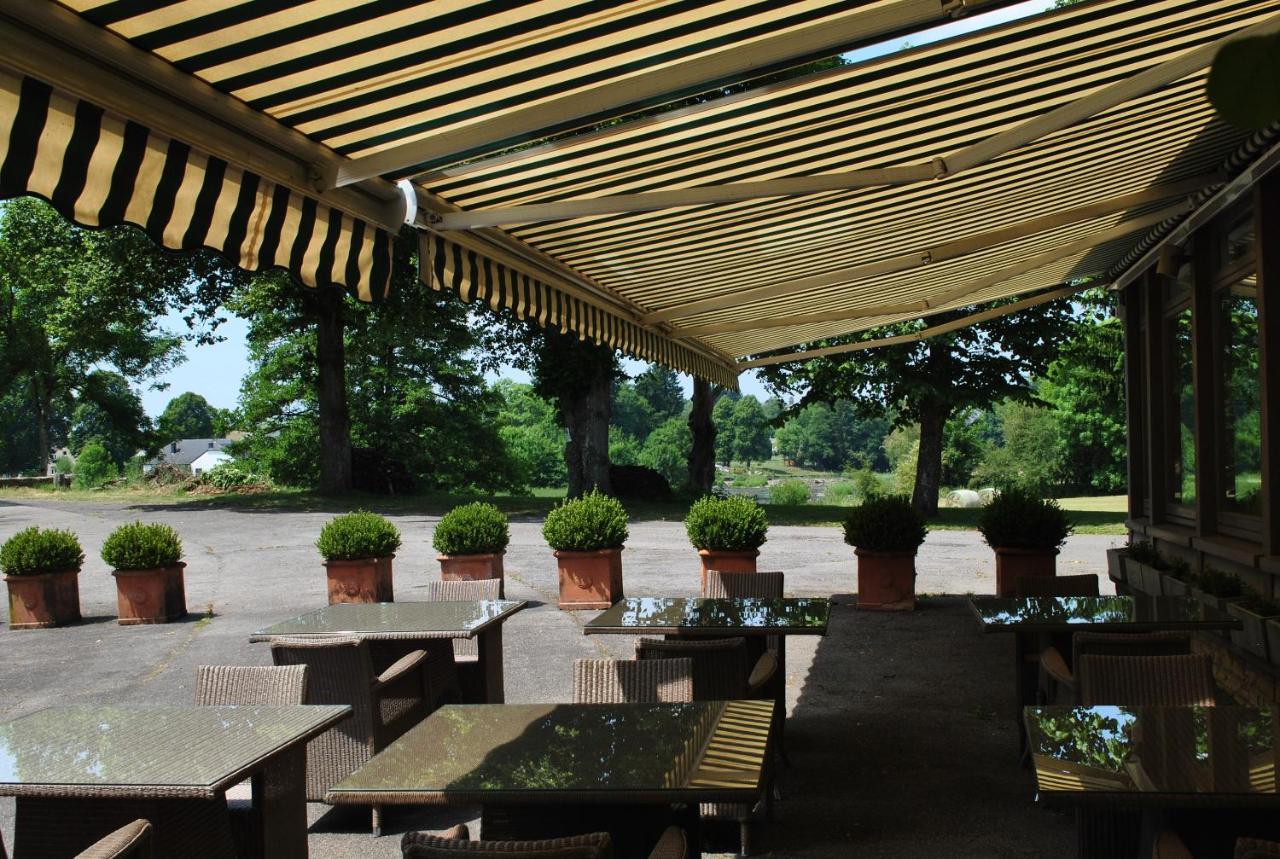 La Roseraie. Gaume-ardenne-lacuisine Sur Semois. Hotel